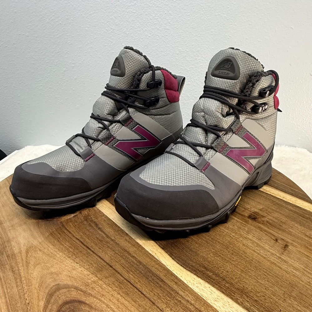 New Balance 1099 Hiking Boots Gray‎ And Magenta Colorway Women's 8.5 B Primaloft
